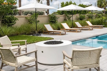 Ebberly House By Brightwild Amazing Pool,,2 star