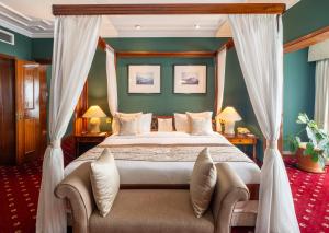 the sarova stanley