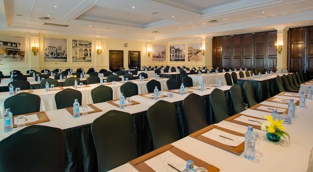 the sarova stanley