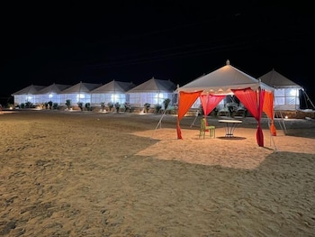 rajasthan desert camp