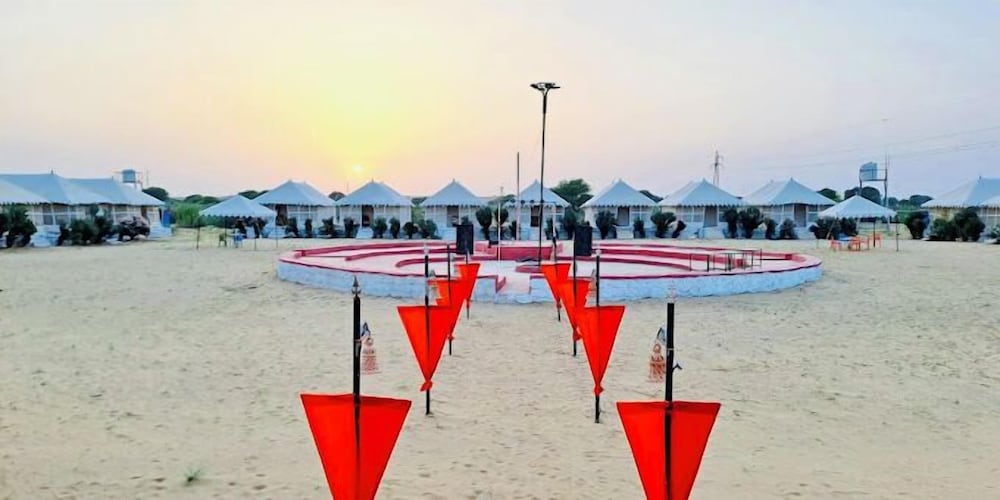 rajasthan desert camp