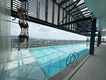Mossaz Suite By Mykey,,2 star