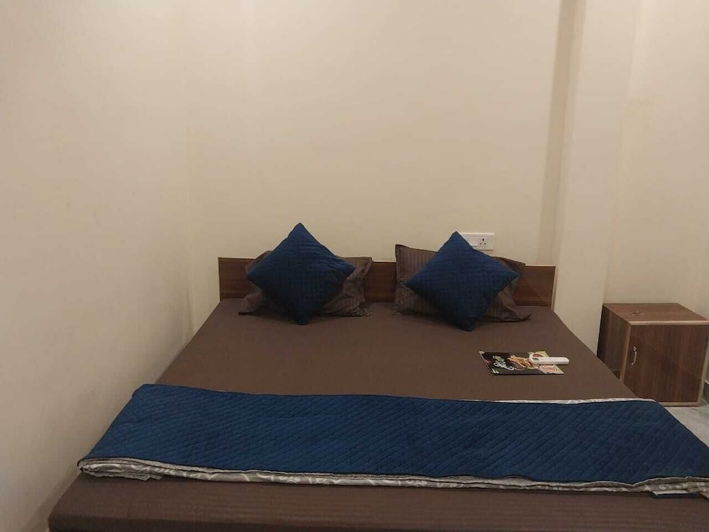 shree p guest house