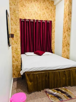 dhanwantri niwas guest house by grb