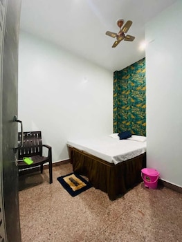dhanwantri niwas guest house by grb