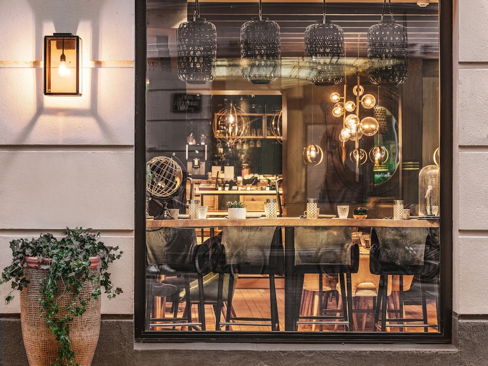maisons du monde hotel and suites nantes