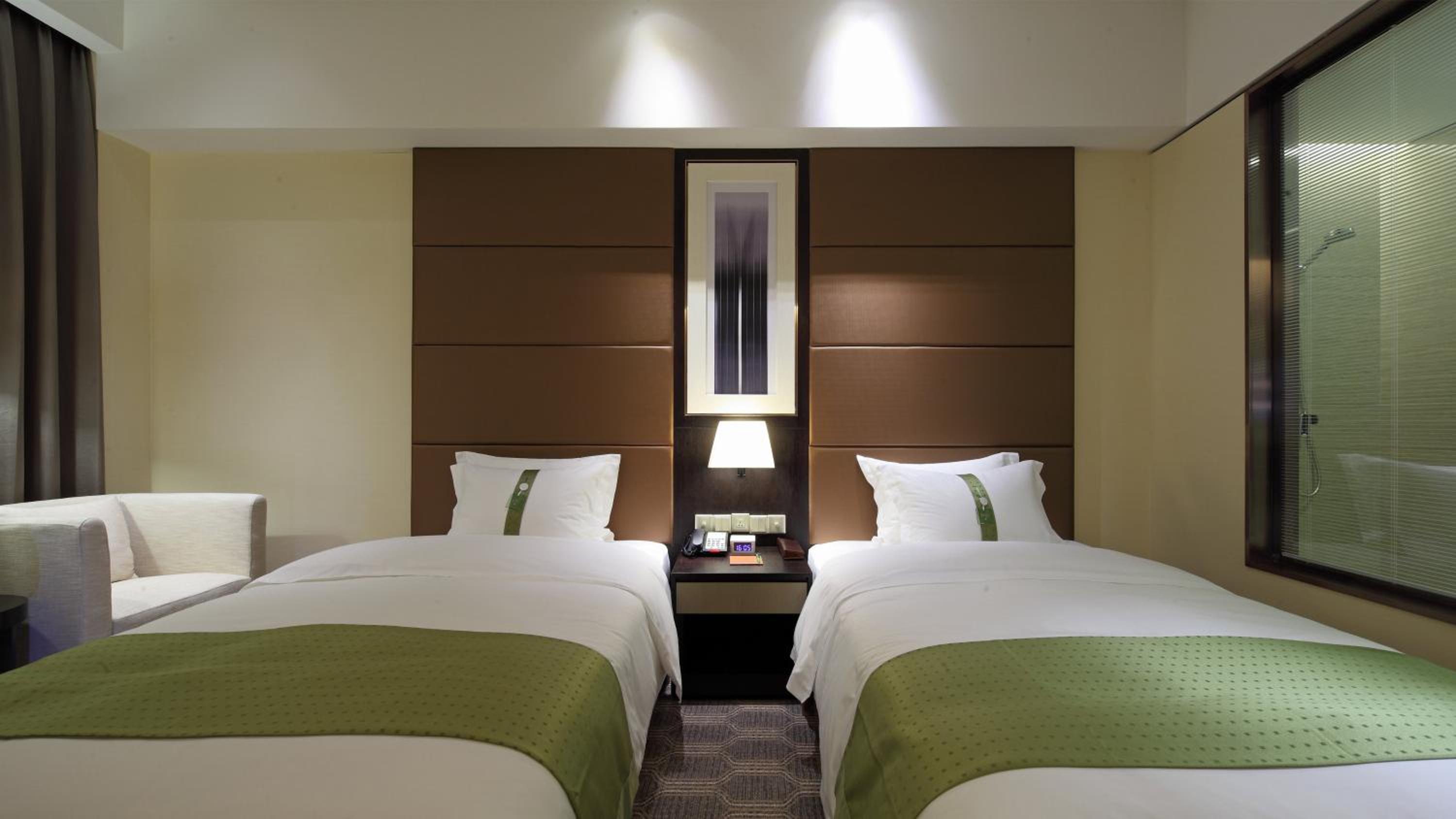 holiday inn nantong oasis centre by ihg