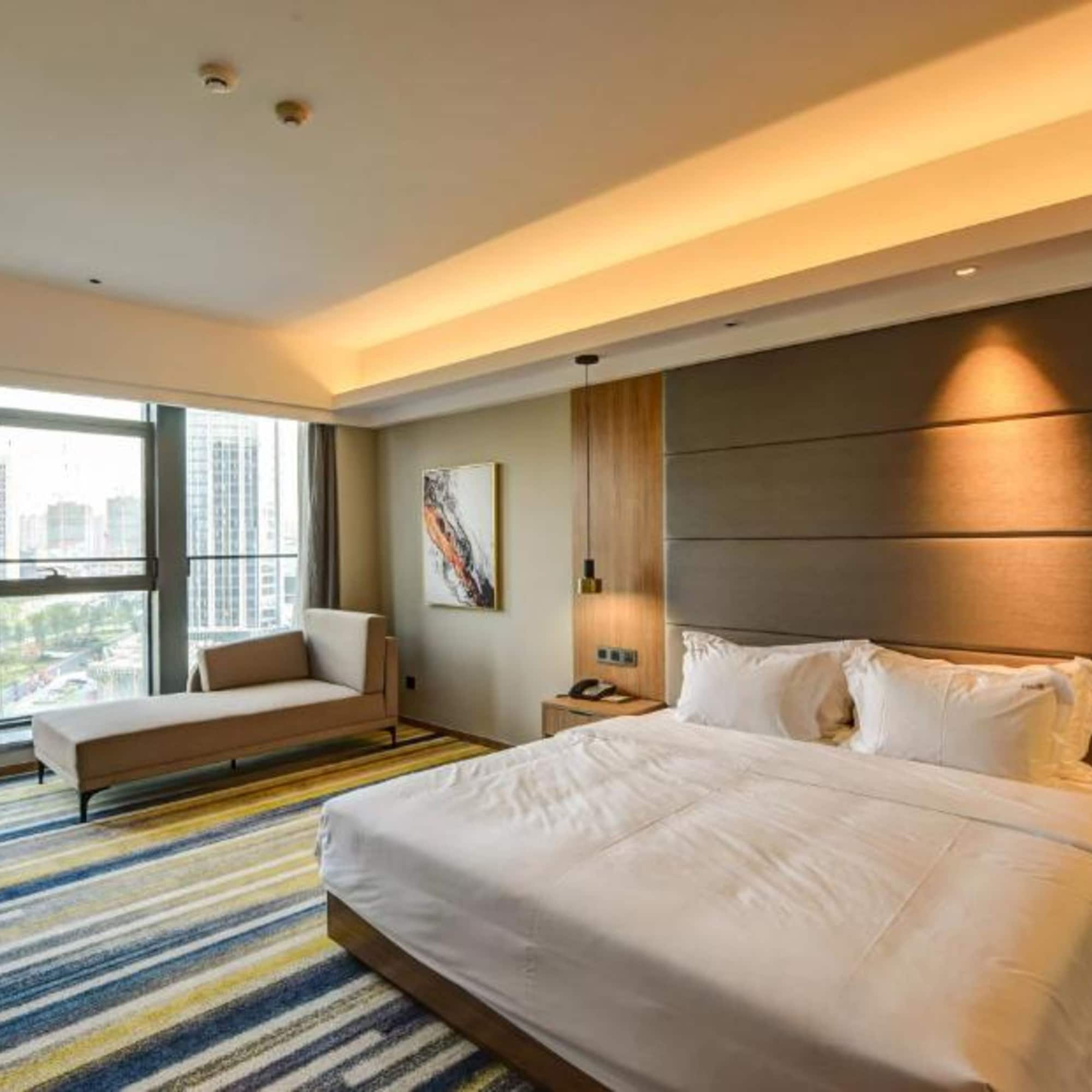 holiday inn nantong oasis centre by ihg