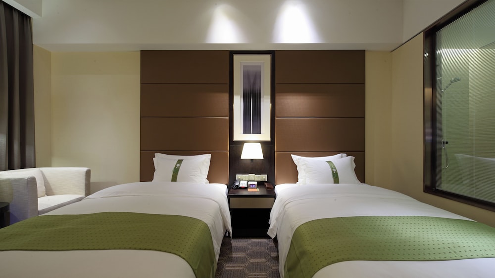 holiday inn nantong oasis centre by ihg