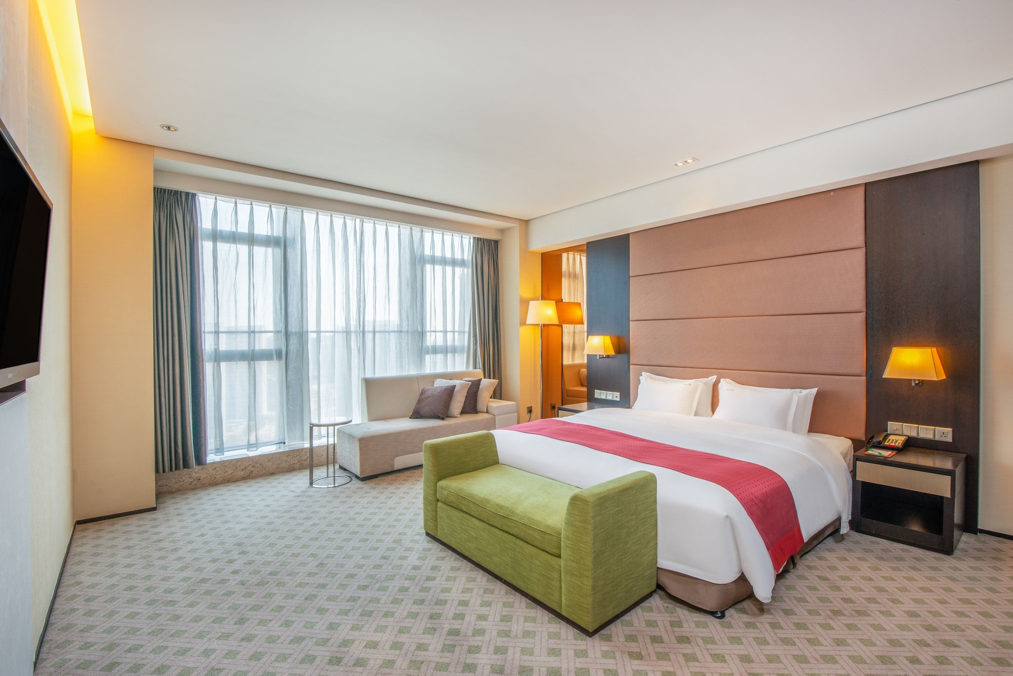 holiday inn nantong oasis centre by ihg