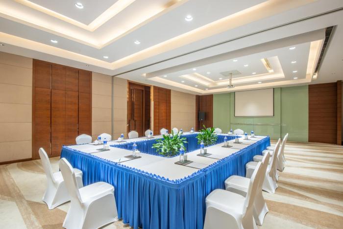 holiday inn nantong oasis centre by ihg
