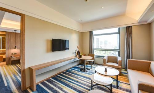 holiday inn nantong oasis centre by ihg