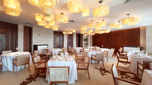 holiday inn nantong oasis centre by ihg