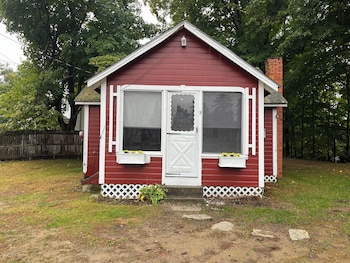 White Mountain Cottages,2406 White Mountain Hwy,3 star