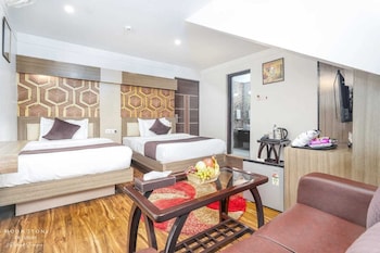 hotel moonstone de luxury