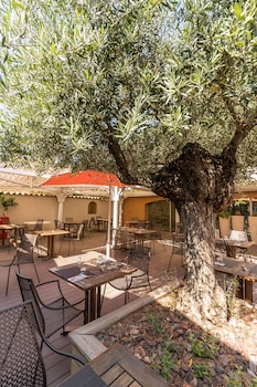 novotel narbonne sud