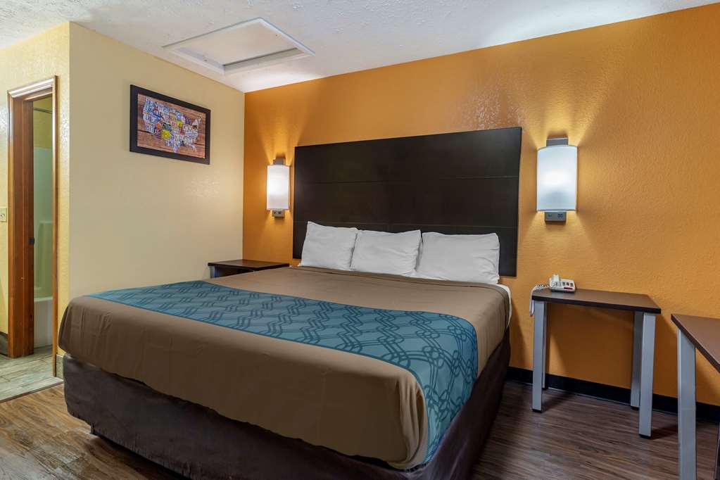 econo lodge north