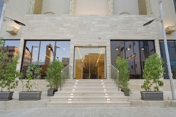 Karam Suite,,0 star