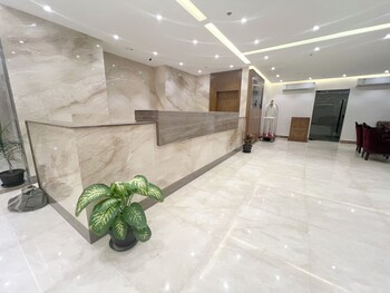 Karam Suite,,0 star