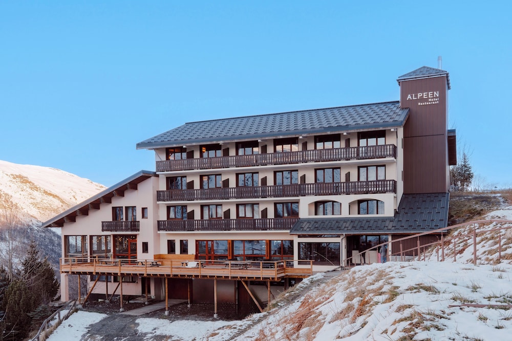 alpeen hotel