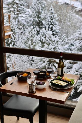Alpeen Hotel,210 Rue Des Fontanettes 73440,3 star