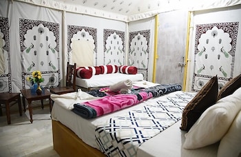 happy adventure camp and resort jaisalmer