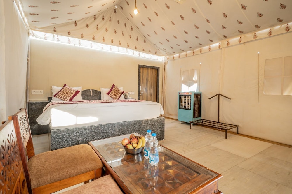 happy adventure camp and resort jaisalmer