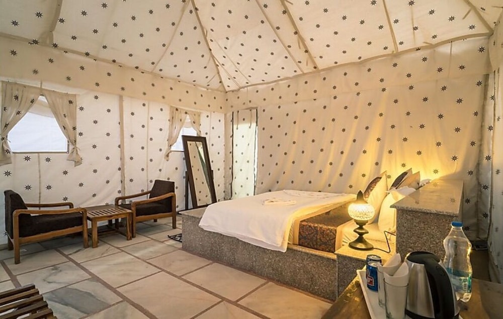 happy adventure camp and resort jaisalmer