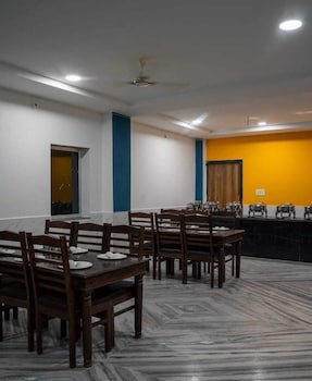 happy adventure camp and resort jaisalmer