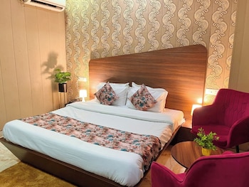 hotel pearl grand by elena group