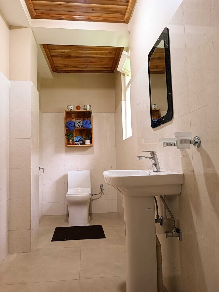 the alpine jungle stay