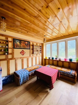 the alpine jungle stay