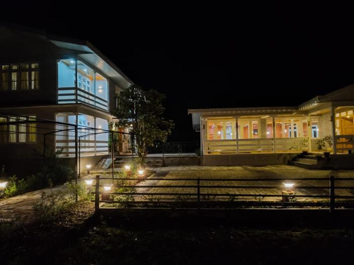 the alpine jungle stay