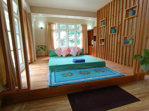 The Alpine Jungle Stay,,3 star