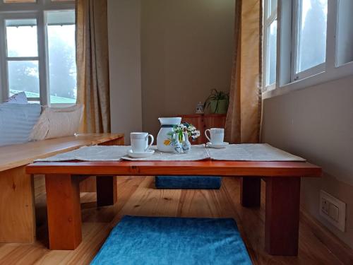 the alpine jungle stay