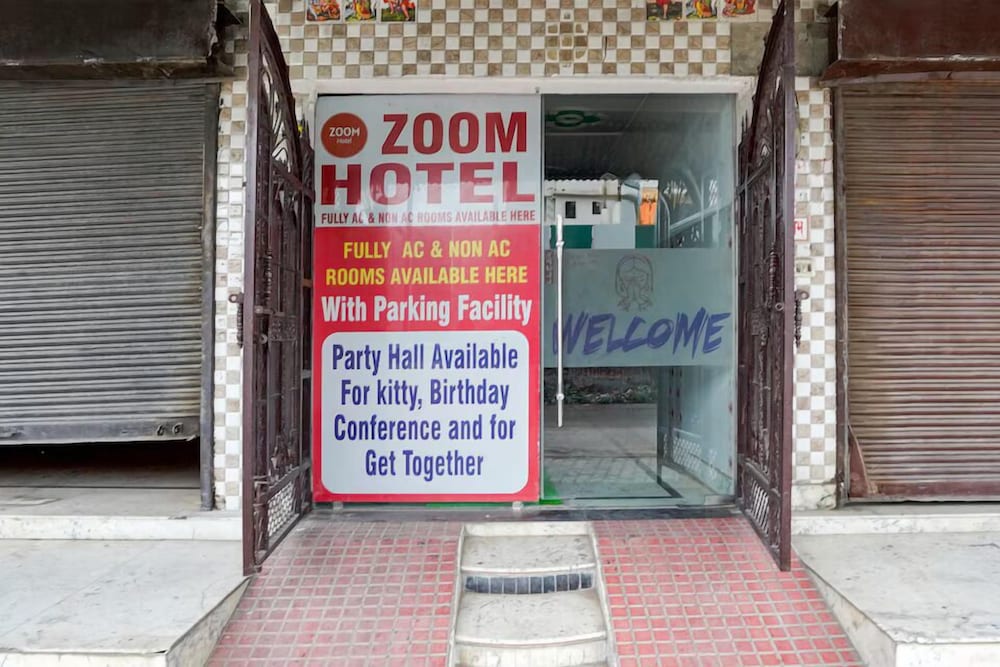 zoom hotel