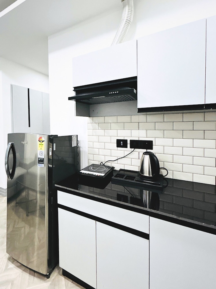 bedchambers serviced apartment golf course gurgaon
