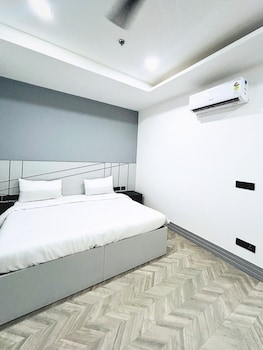 bedchambers serviced apartment golf course gurgaon