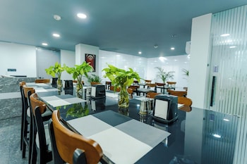 bedchambers serviced apartment golf course gurgaon