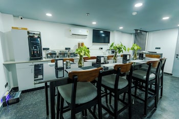 bedchambers serviced apartment golf course gurgaon