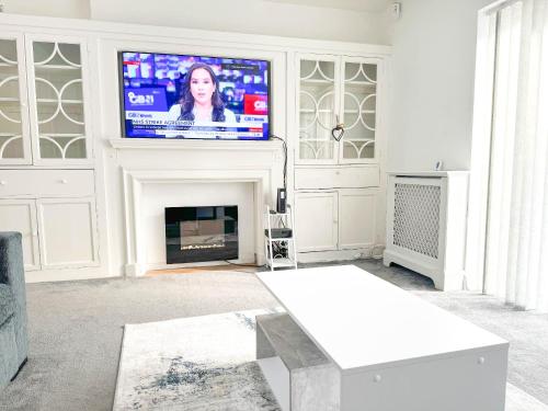 large 8 bedroom house in edgbaston