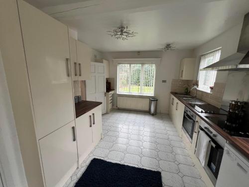 large 8 bedroom house in edgbaston