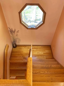 Sunny Peace Homestay,,2 star
