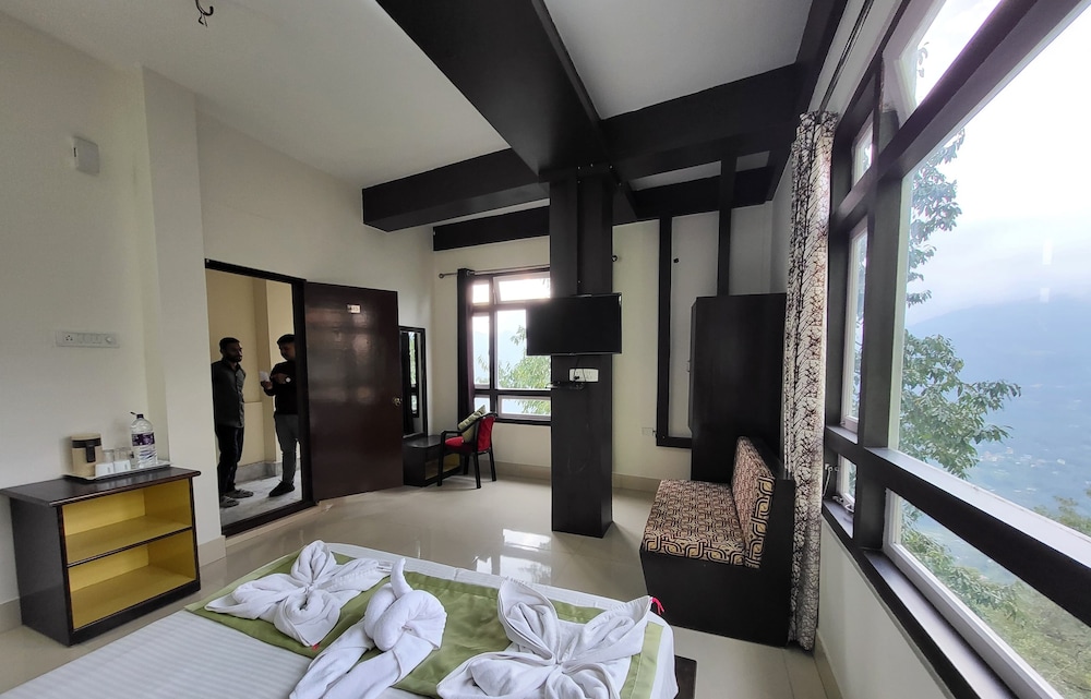 the star continental and spa