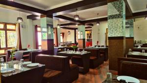 The Star Continental & Spa,,3 star