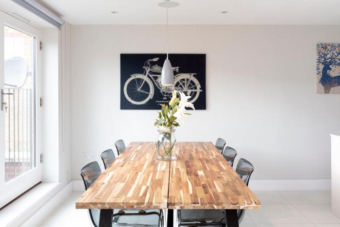 fabulous central windsor town house