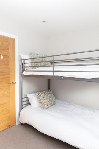 fabulous central windsor town house