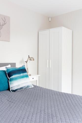 fabulous central windsor town house