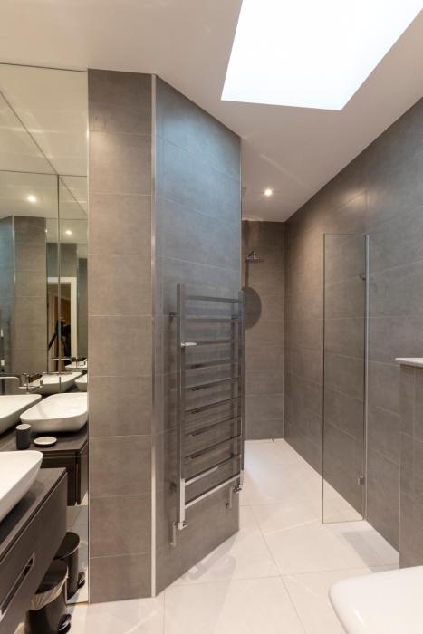 stunning central windsor town house