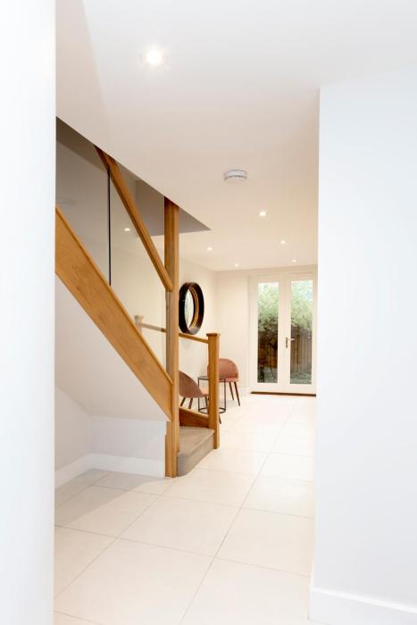 stunning central windsor town house